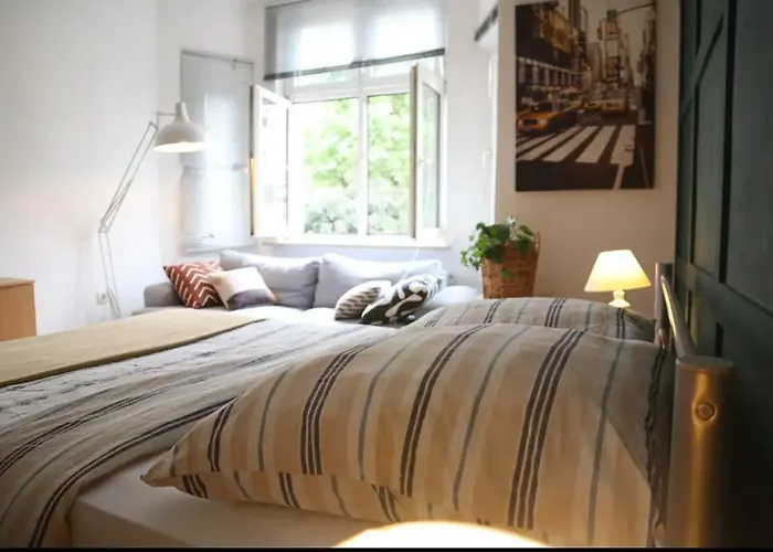 Cozy , Warm And Welcoming In The Heart Of Pansiyon Nürnberg